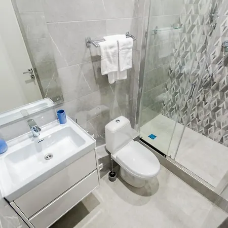 Apartament Smart App Near Railway Station Kvartet 3c *